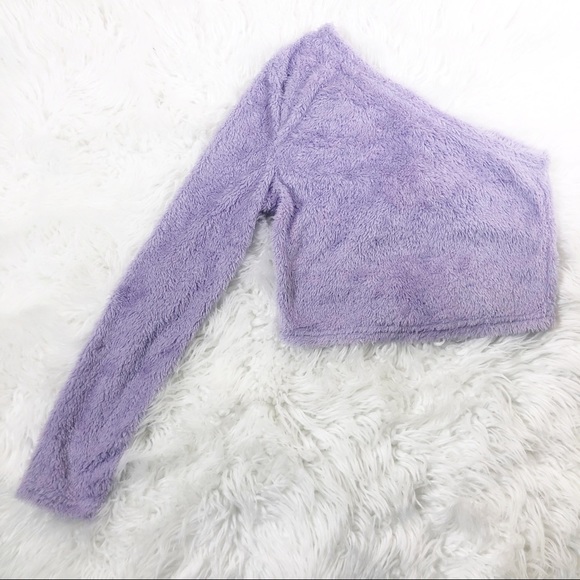 NWT Purple Faux Fur Cropped One Shoulder Sweater - Picture 6 of 7
